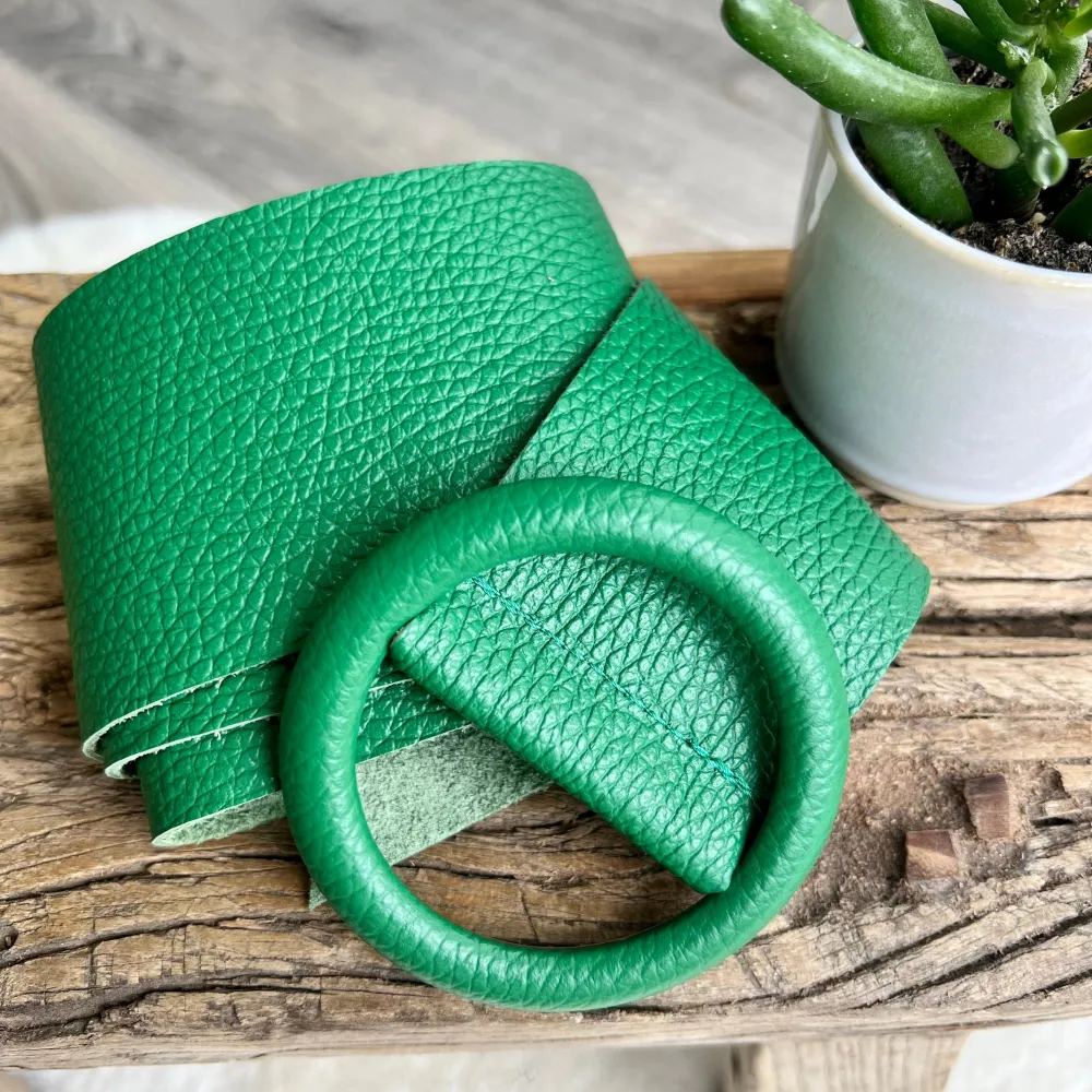 Leather Circle Buckle Belt