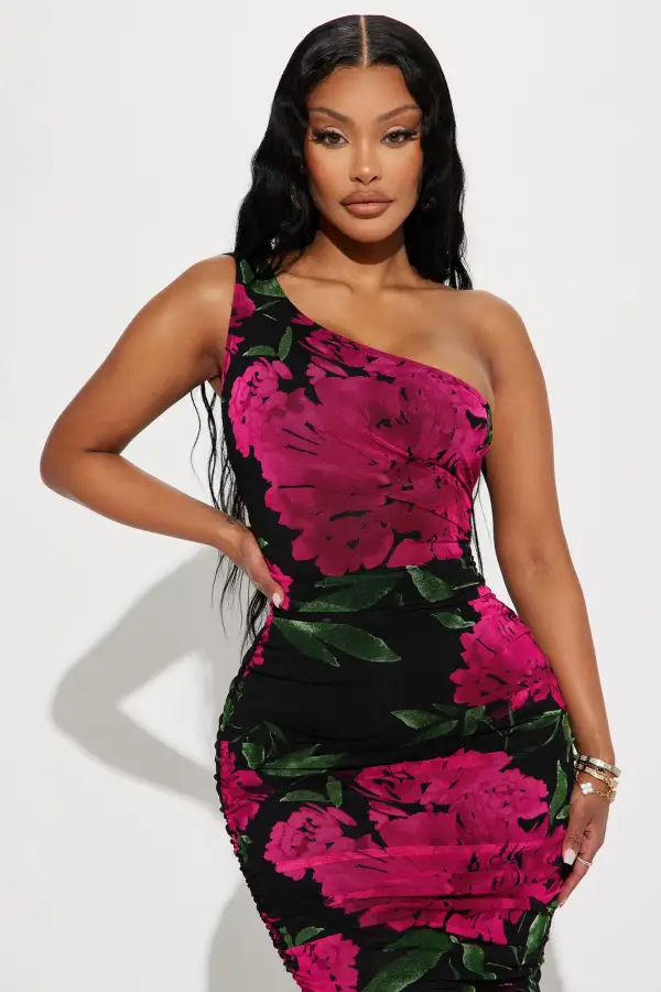 Dark Romance Midi Dress - Black/Pink