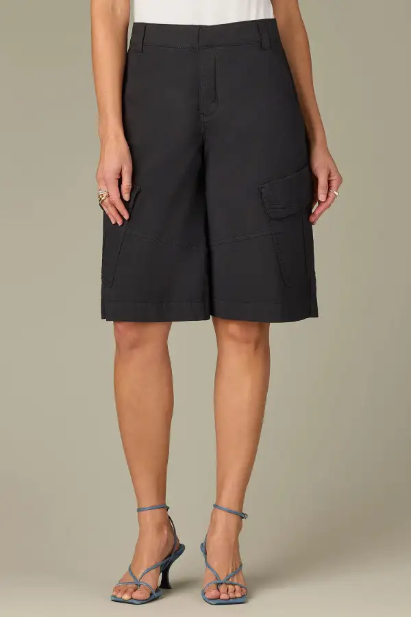 Relaxed Bermuda Shorts Wraparound Patch Pockets