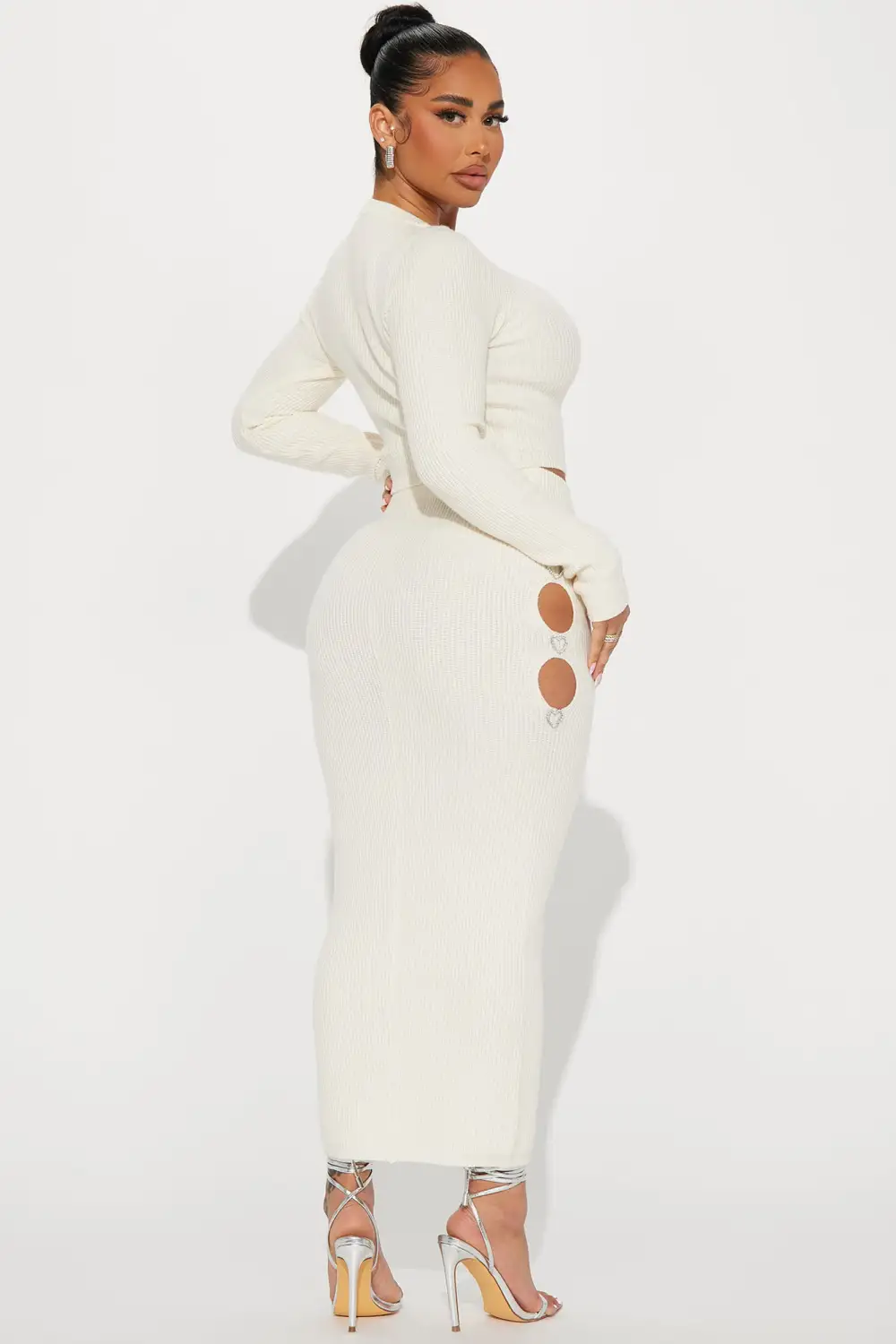 Oh So Tempting Sweater Skirt Set - Cream