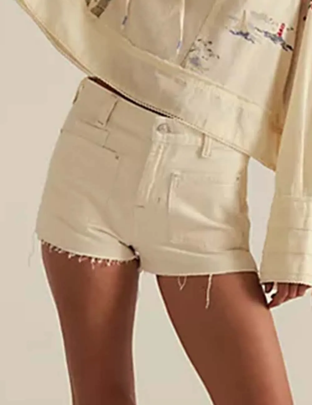 Pocket Hot Shorts Button Raw Edge Denim Shorts