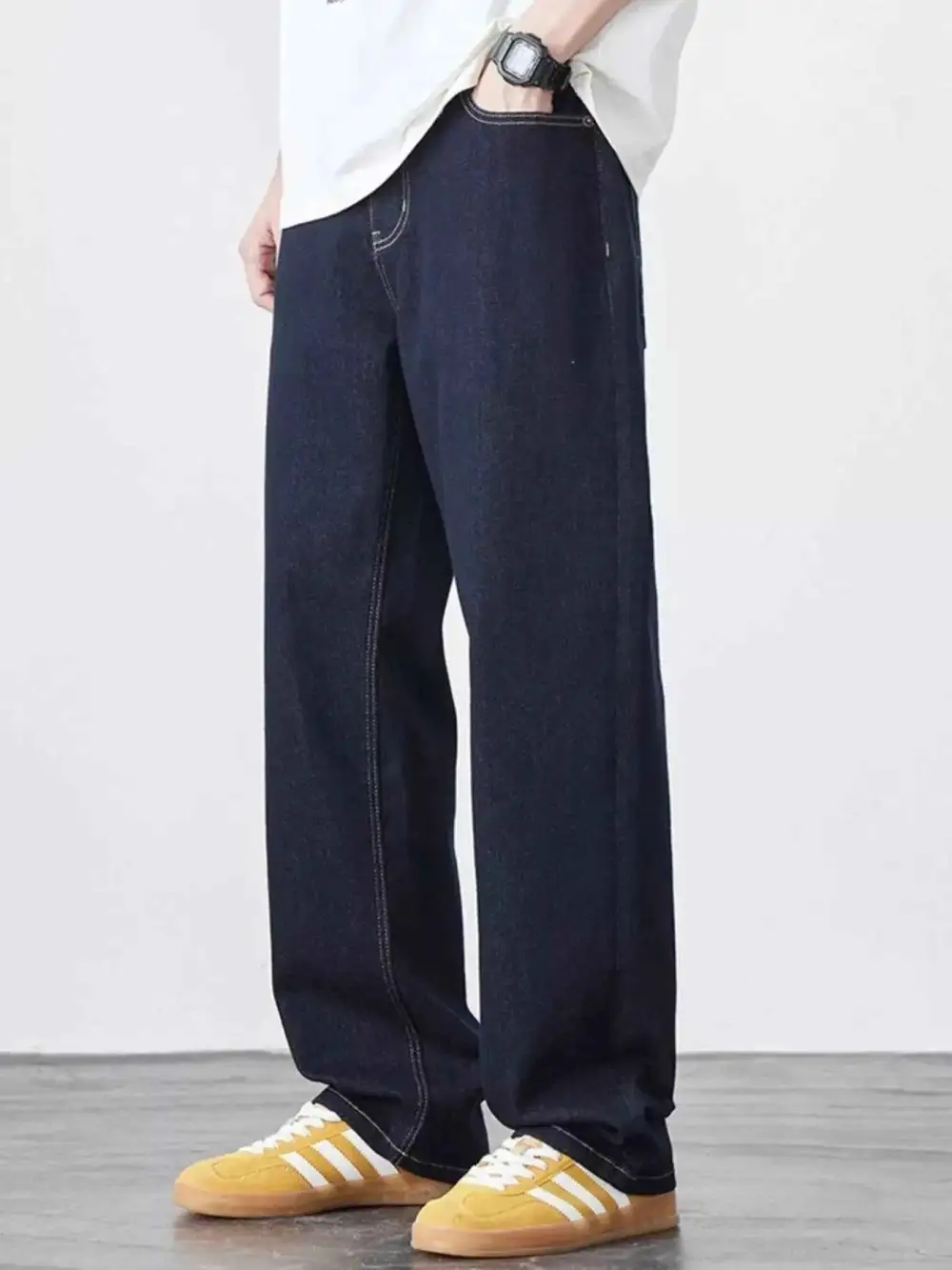 Soft Touch Wash Relaxed Fit Jeans