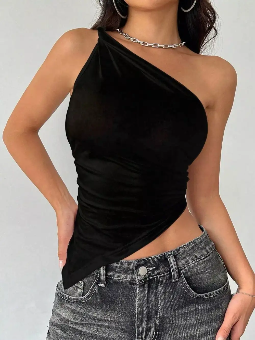 Asymmetrical One-Shoulder Slim Fit Cami