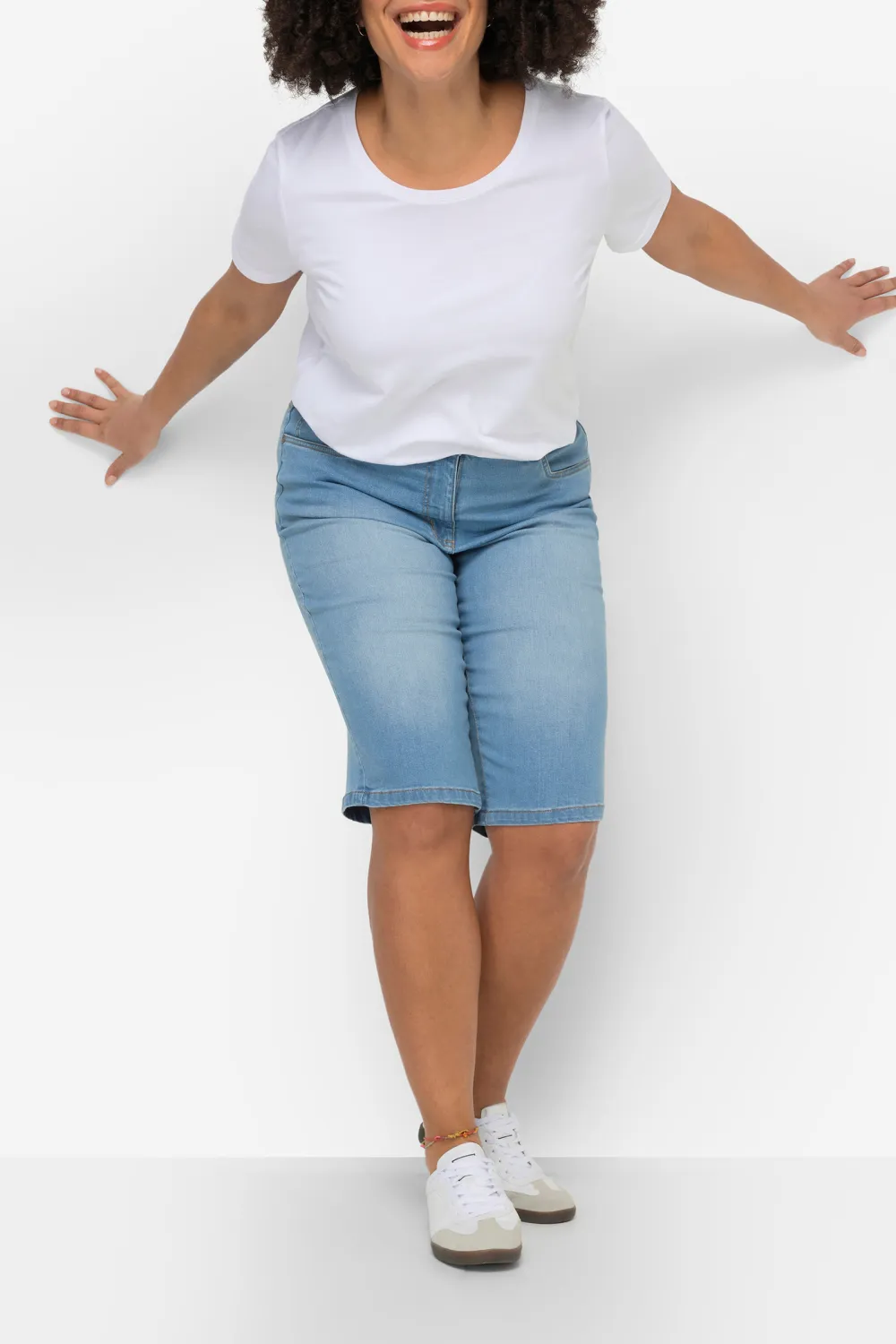 Solid Color Women's Denim Shorts