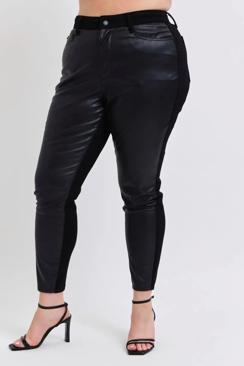 Plus Size HW Faux Leather Skinny Pants