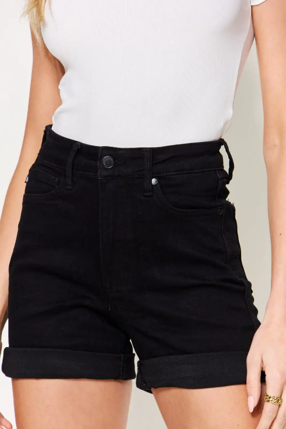 Everyday Cuffed Hem Shorts