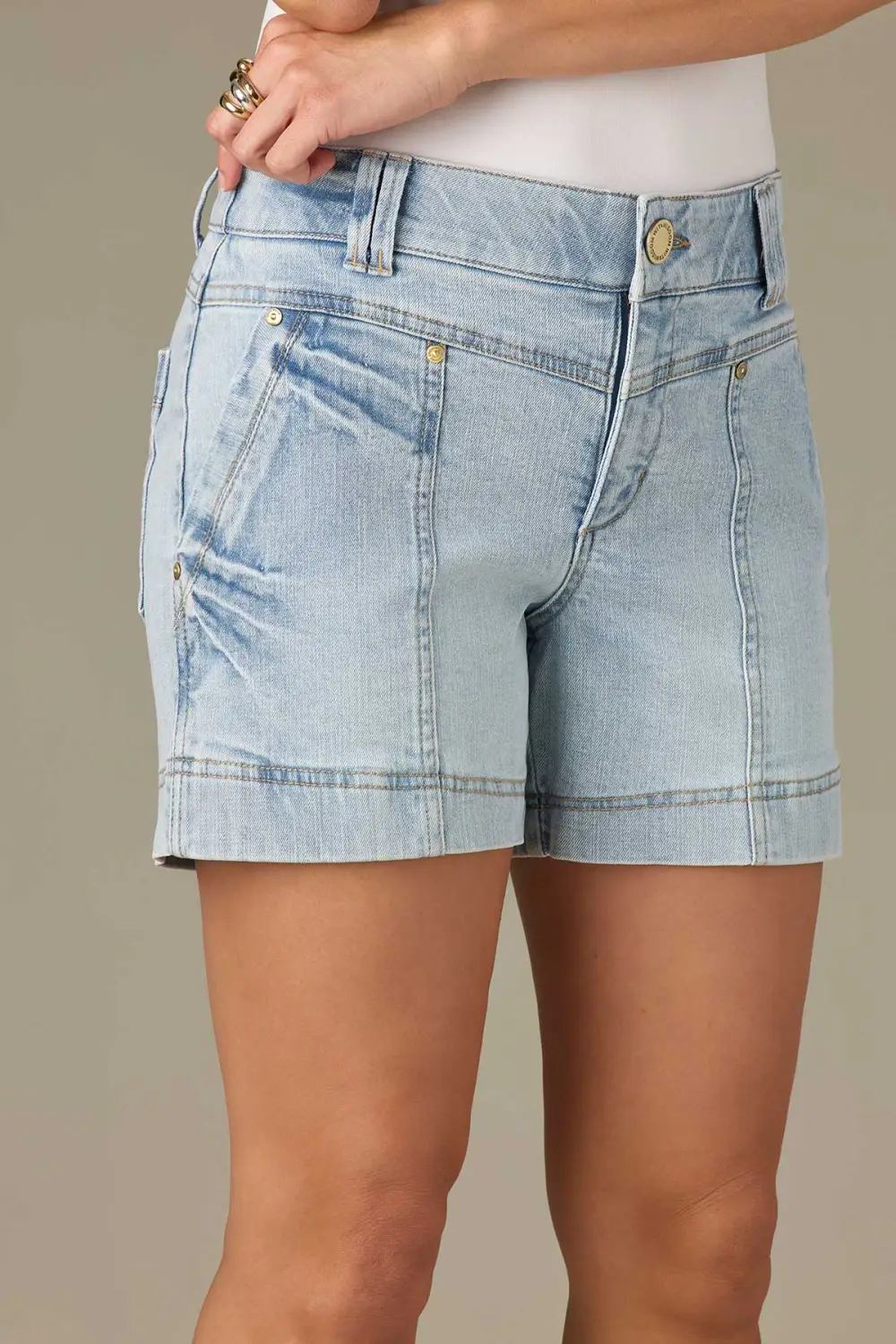 Light Vintage High Rise V-yoke Front Shorts