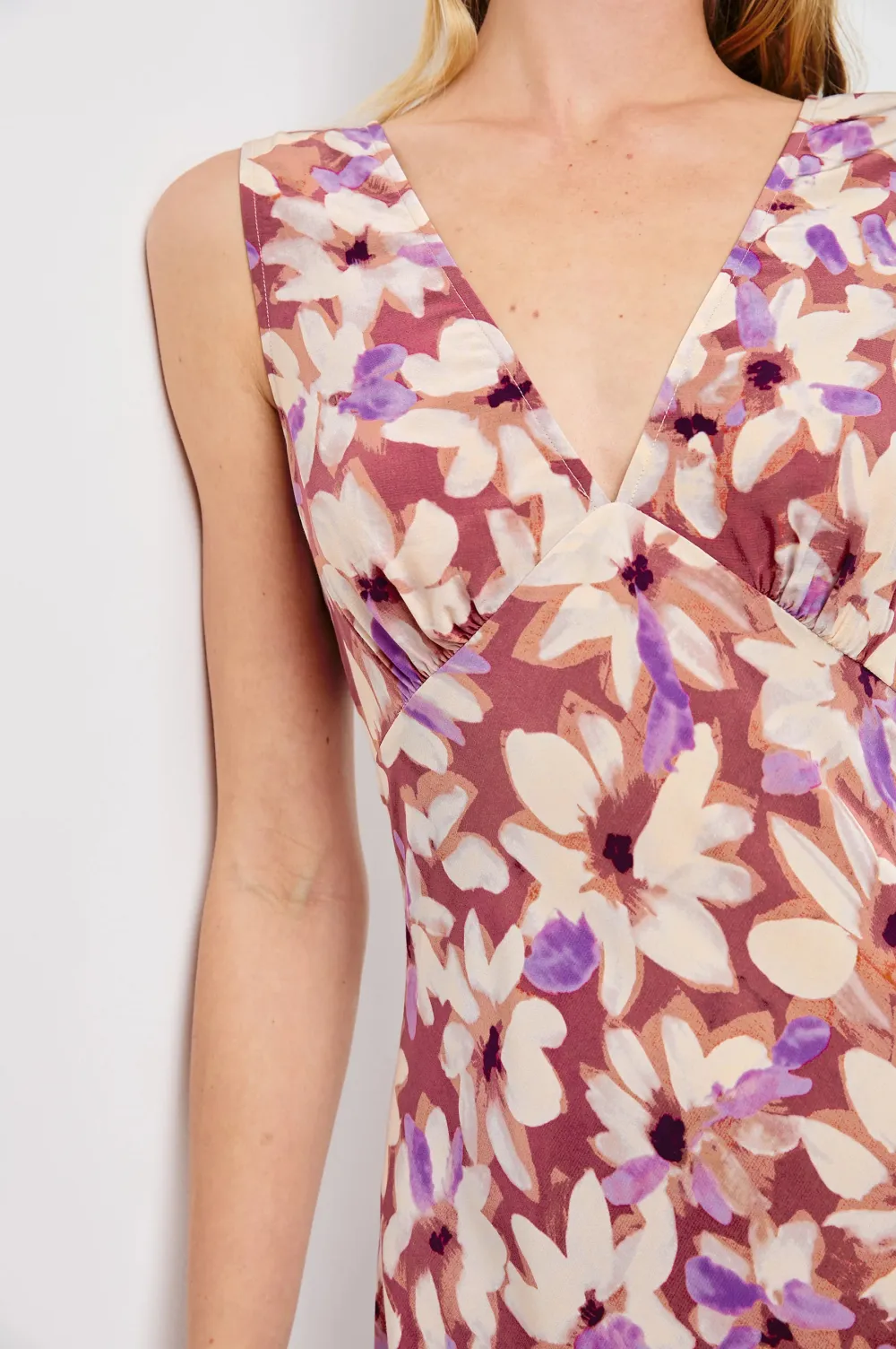 Purple-Red Floral Print Fitted Dress With A Waistline