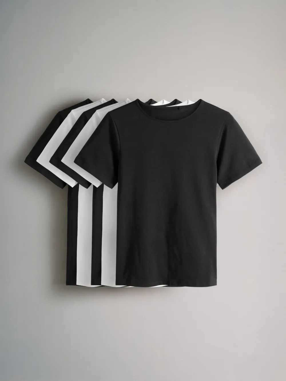 5-Piece Fitted Round Neck T-Shirt Set