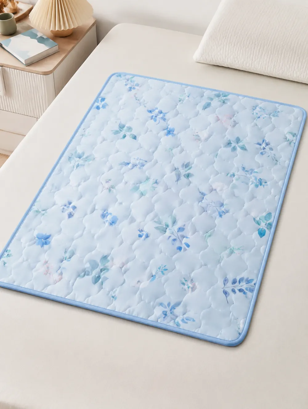Blue Floral Print Cooling Mat