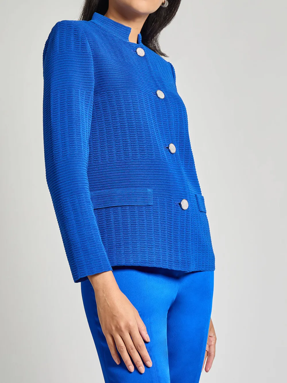 Long Sleeved Stand Up Collar Knitted Jacket