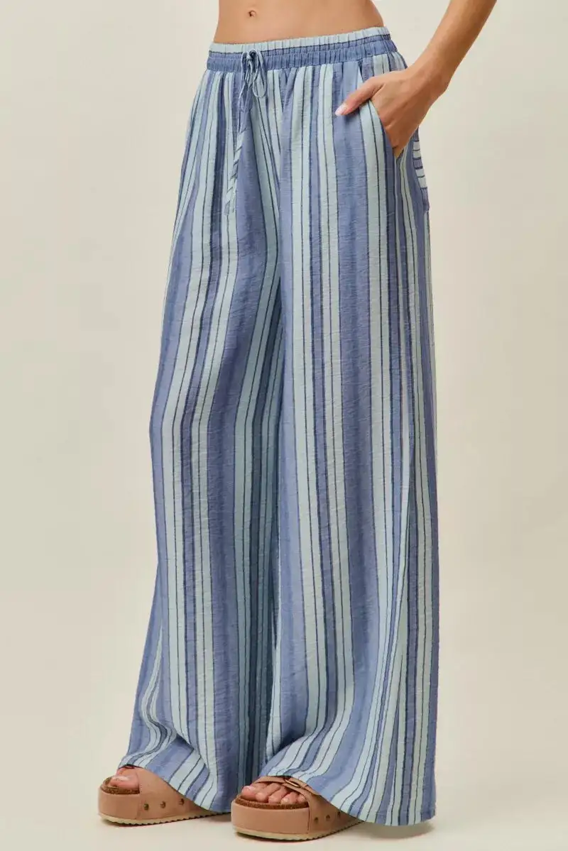 So Me Stripe Wide Leg Pull On Pants