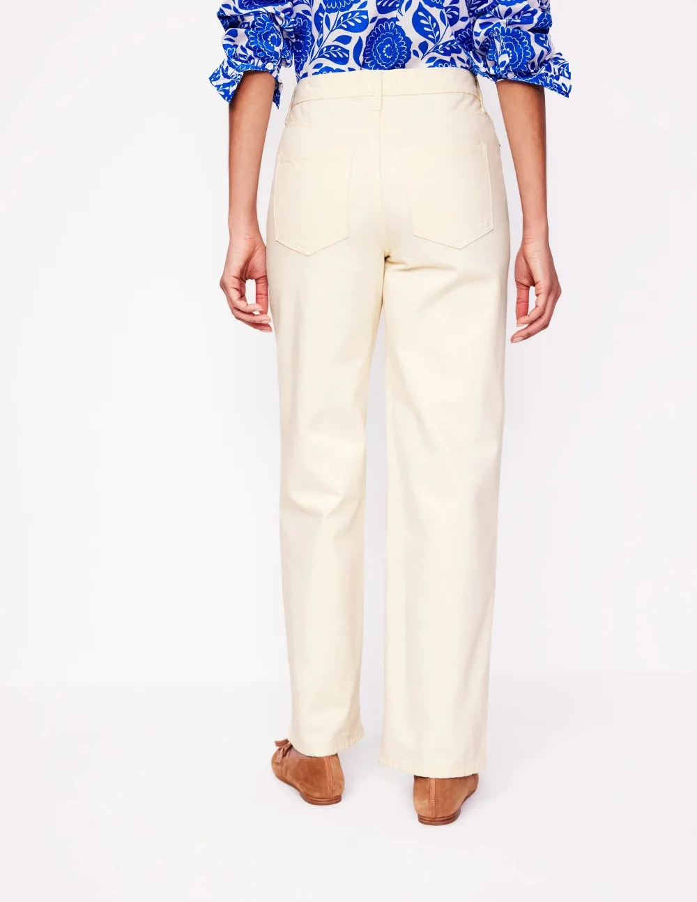 Mid Rise Relaxed Jeans -Ecru