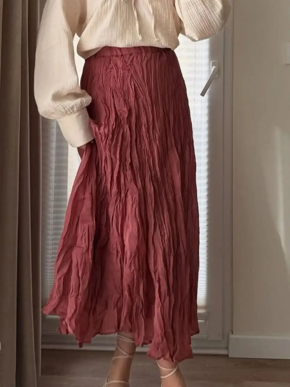 Ruched Elastic Skirt