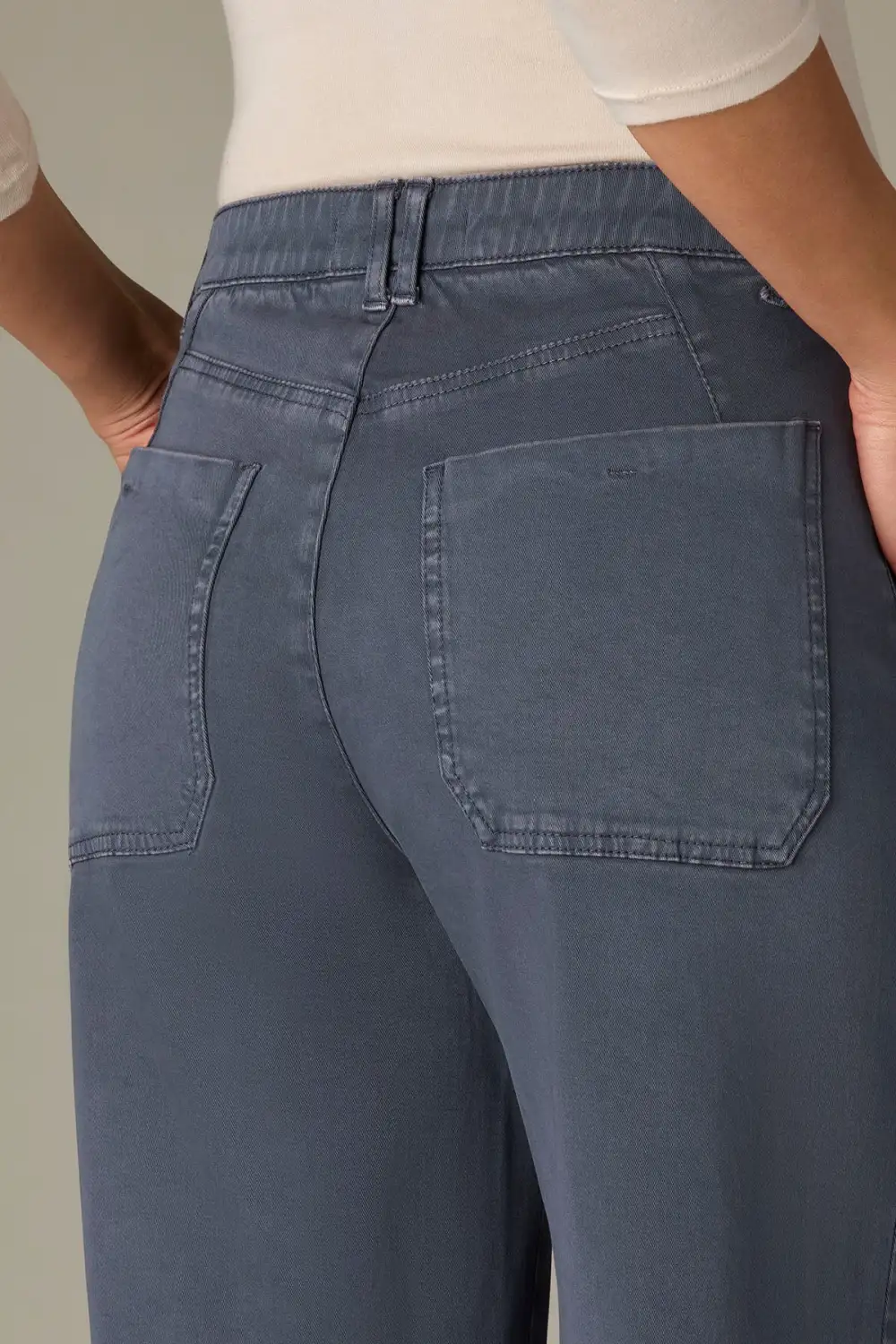 Petite V-Yoke Wide Leg Pants