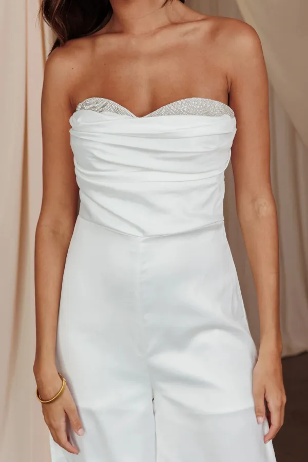 Simple High-End White Jumpsuit