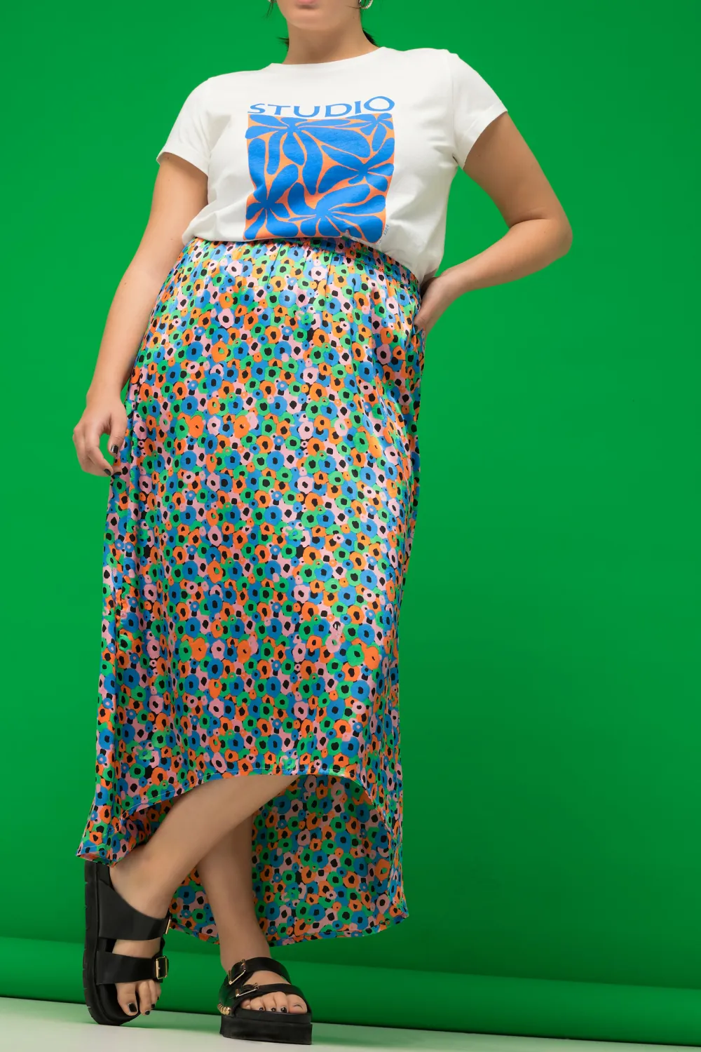 Elastic Waistband Skirt
