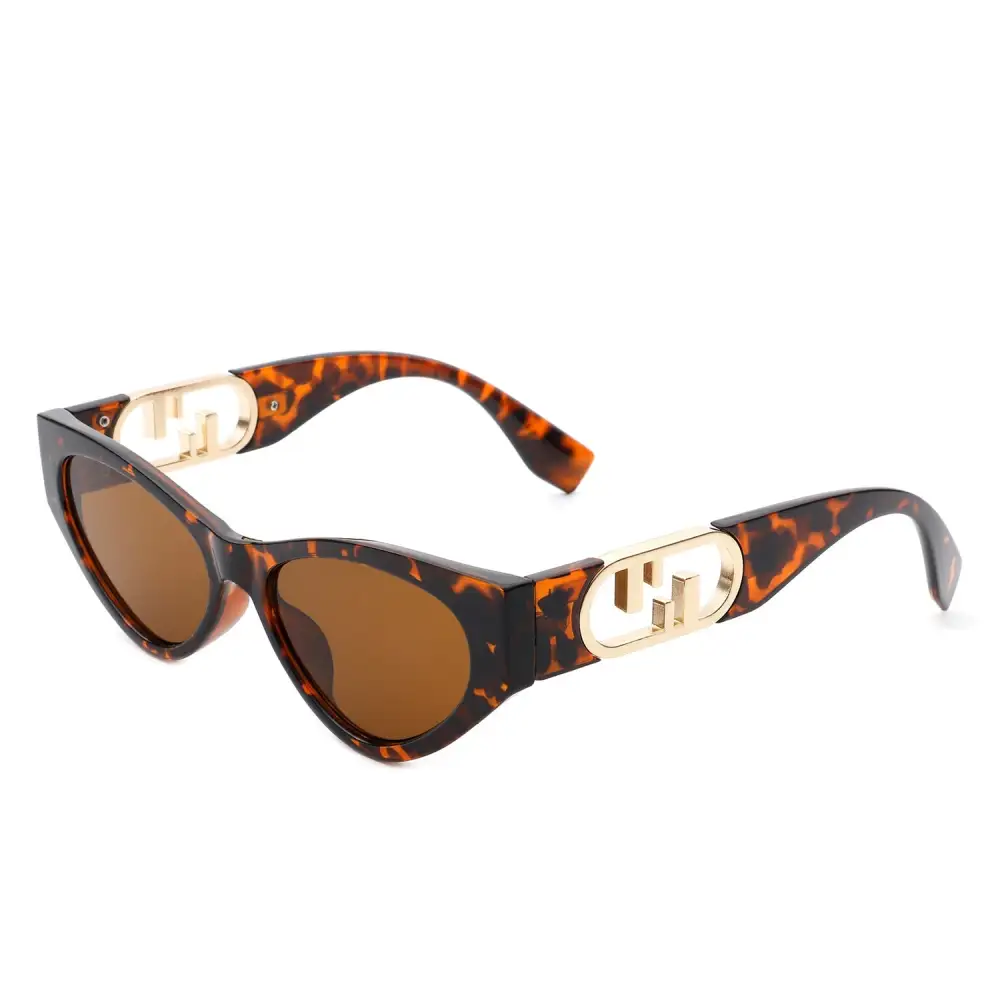 Textured Cat Eye Frame Sunglasses