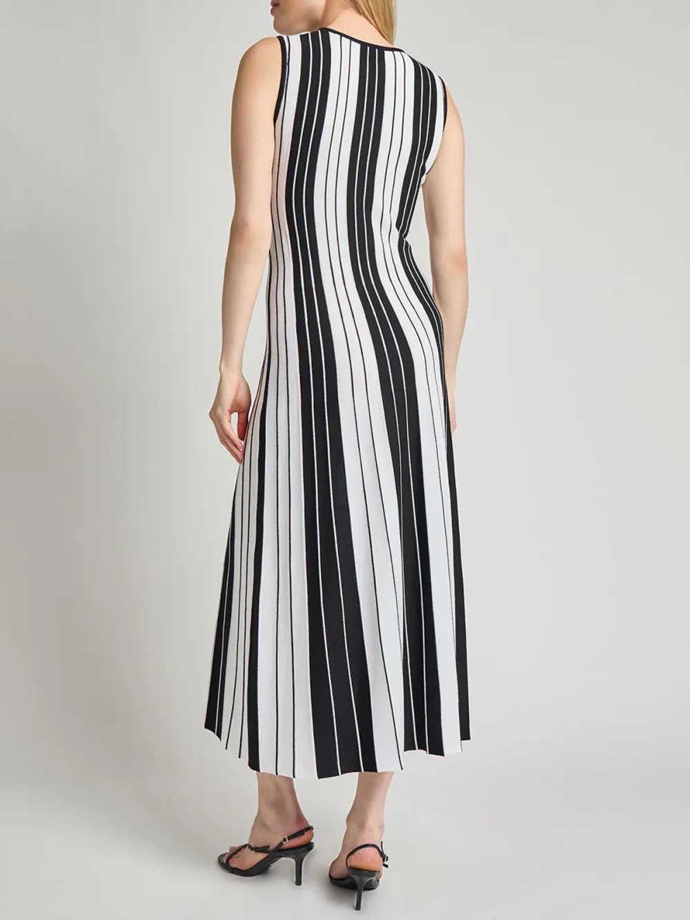 Sleeveless Large Striped Dress