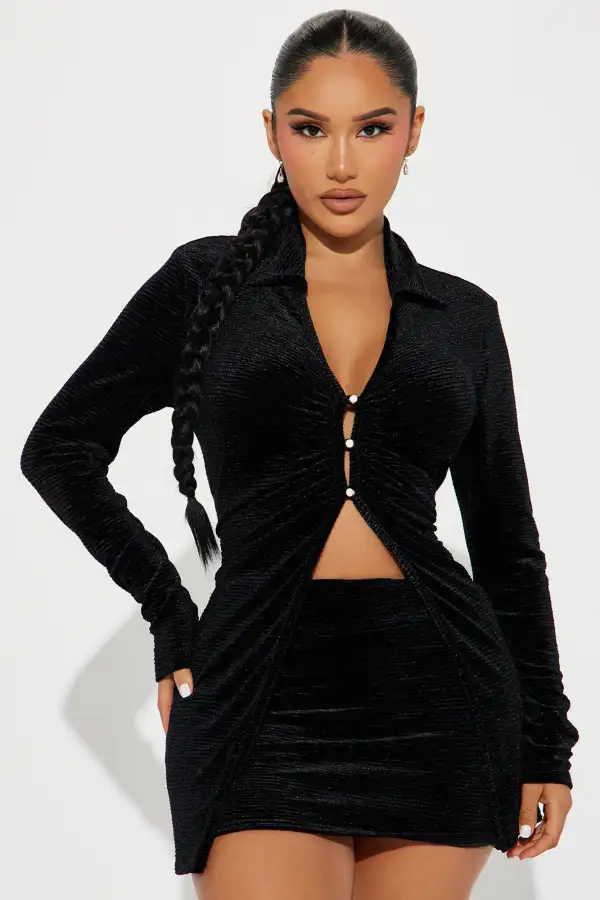 Charming Behavior Velvet Skirt Set - Black