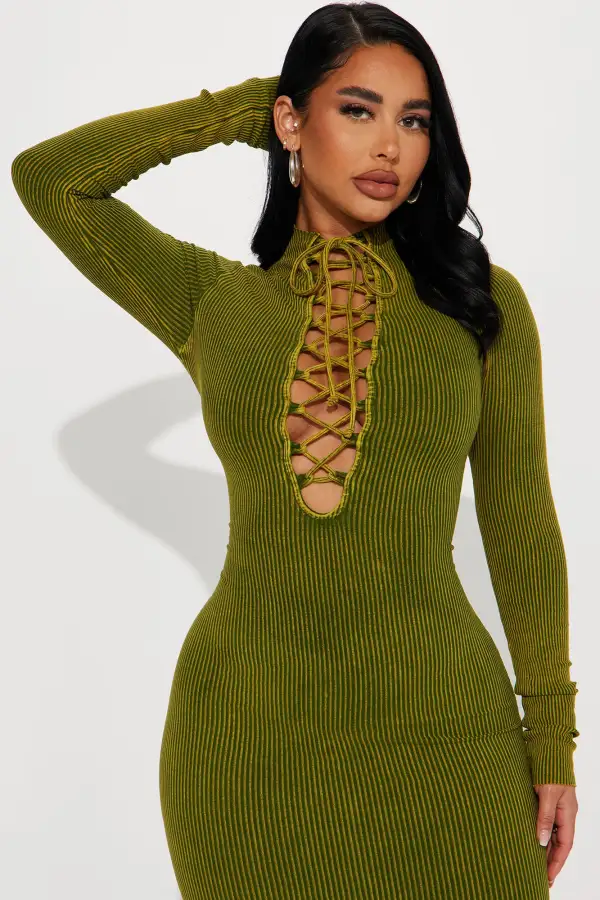 Keep Talkin Midi Dress - Lime