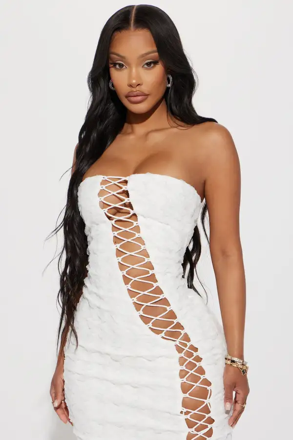 Mila Textured Maxi Dress - White
