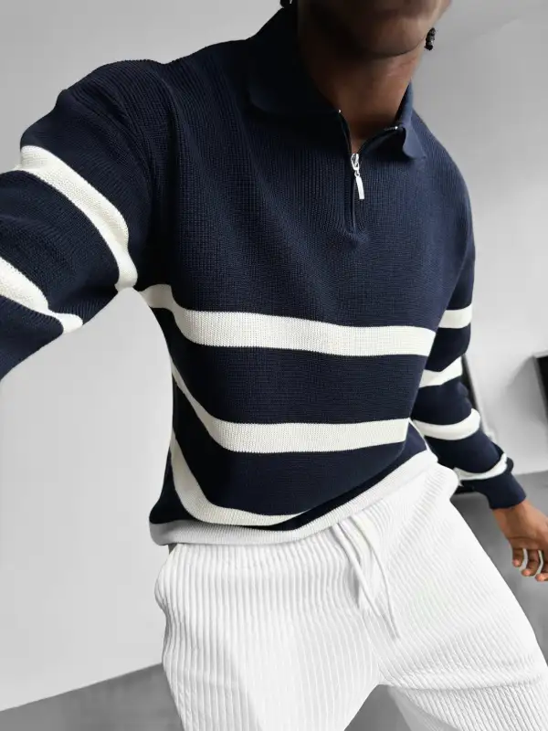 Relaxed Minimal Sweater