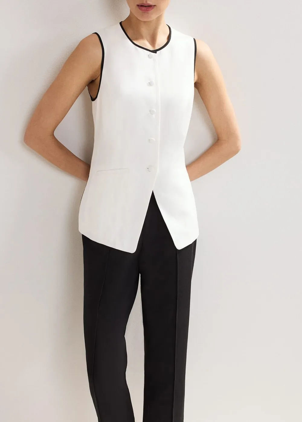 Black Casual Pleated Trousers
