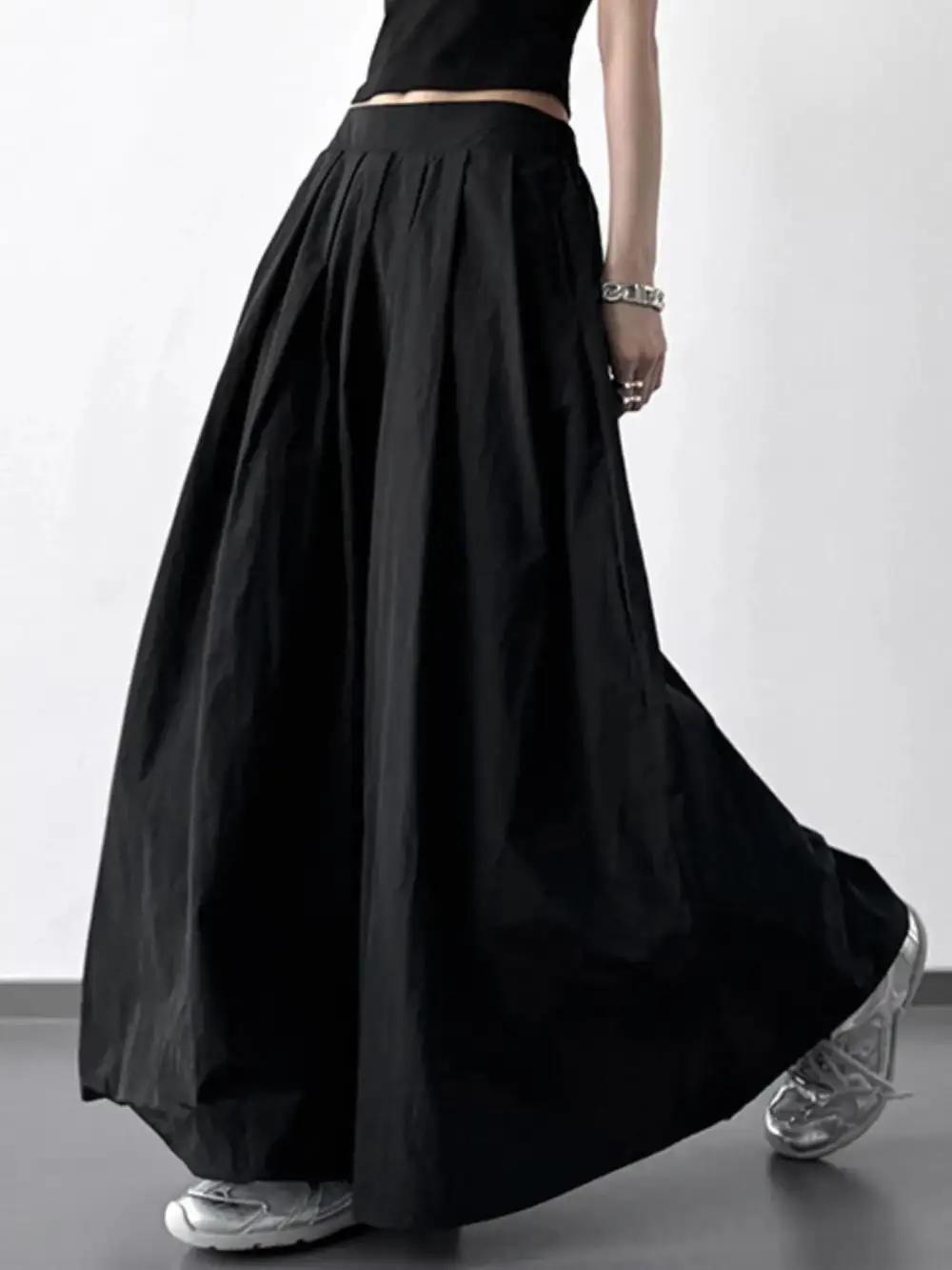 Pleated Linen Maxi Skirt