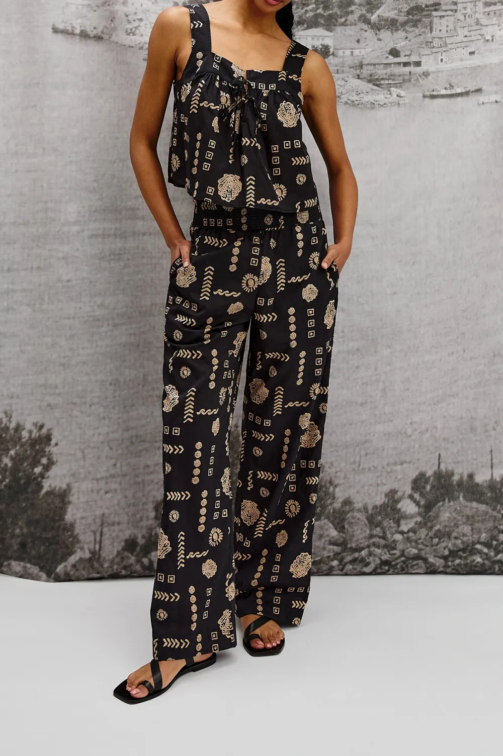 Art Print Square-Necked Top