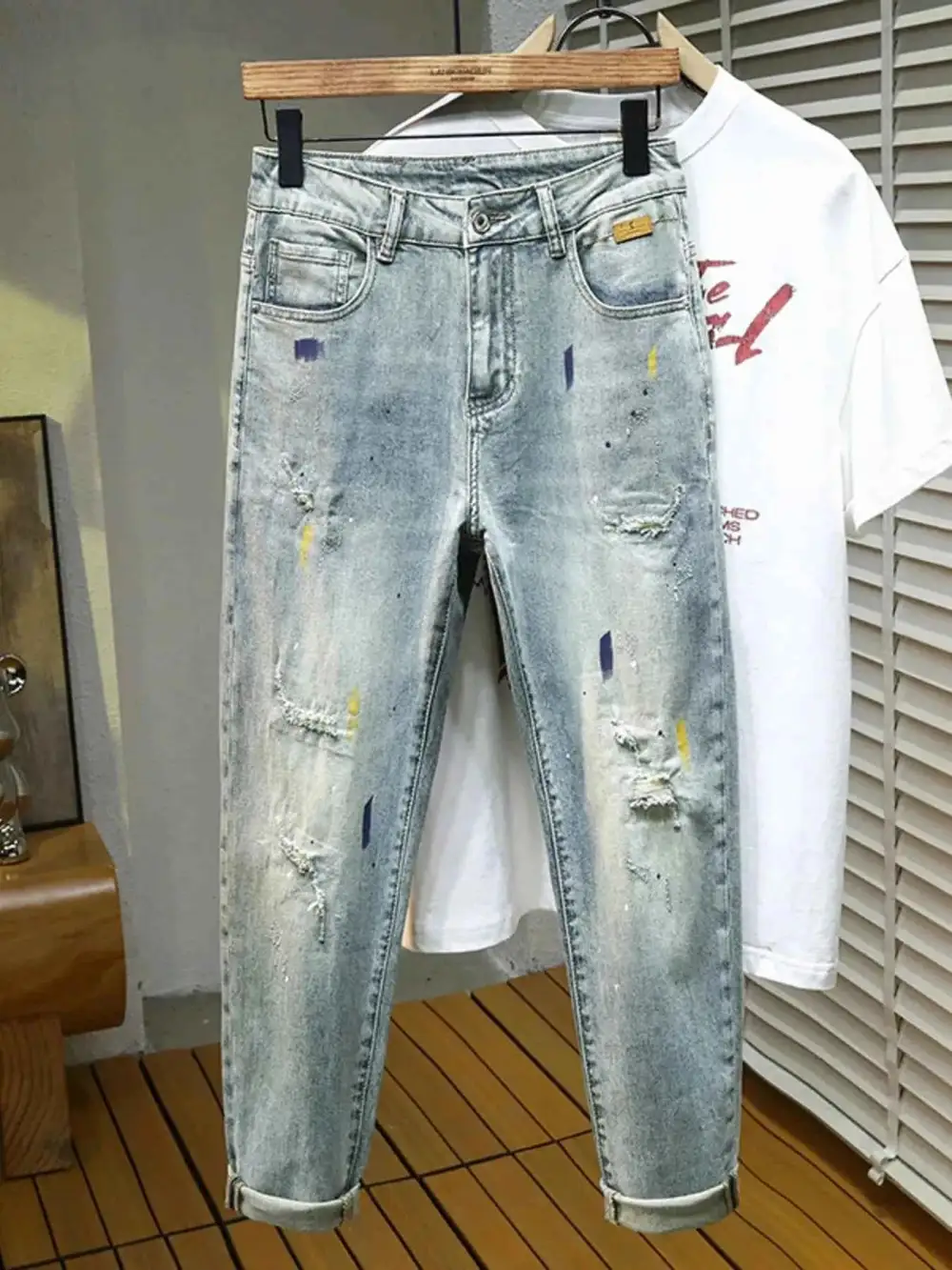 Everyday Distressed Slim Fit Jeans