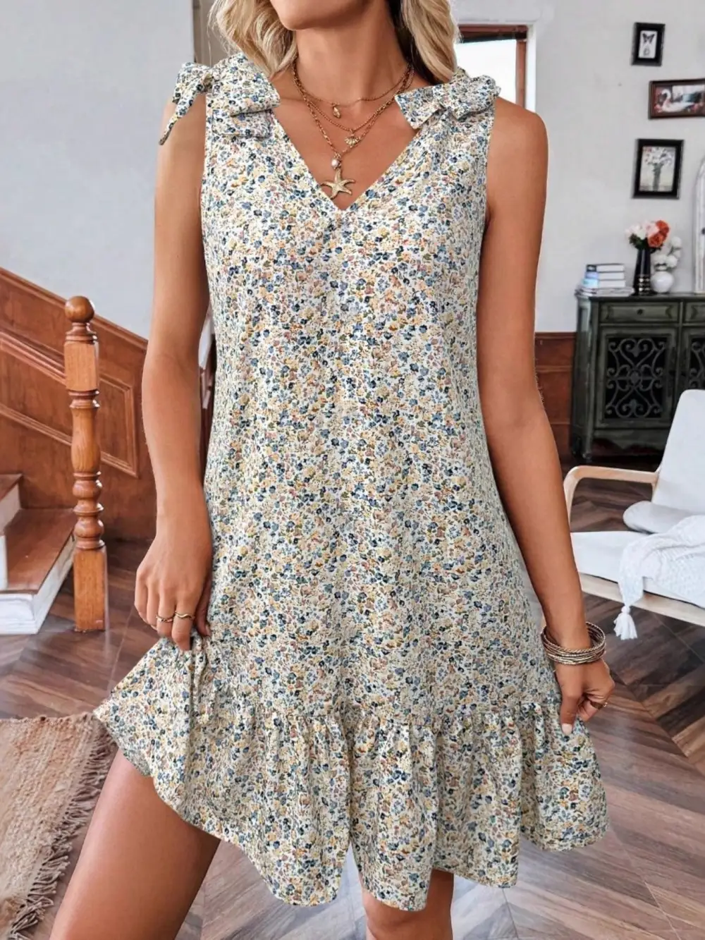 Textured Detail Floral Printed Ruffle Mini Dress