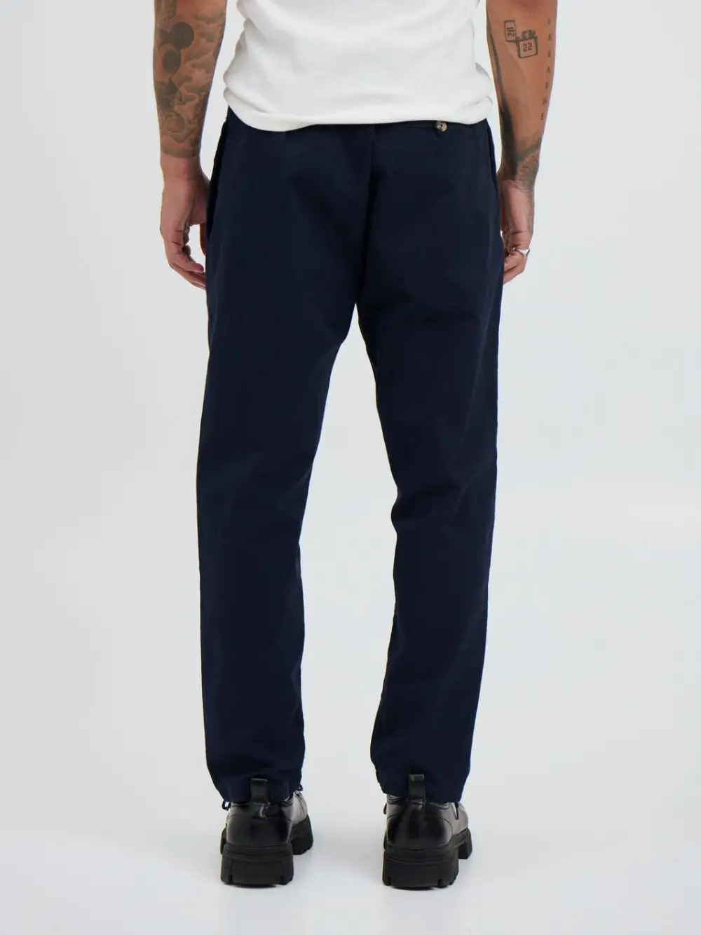 Simple And Soft Daily Slim Cotton Navy Pant