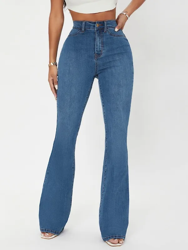 Women's Relaxed Fit Jeans