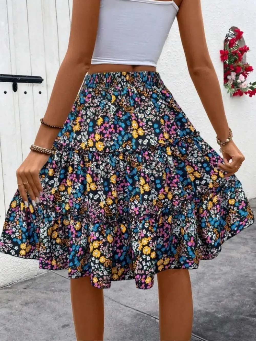Textured Ruffle Trim Printed Silhouette Skirt