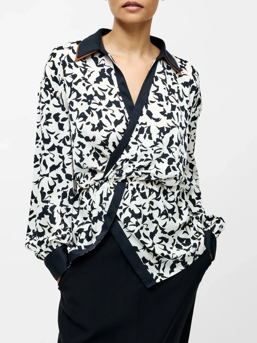 Classic Modern Striped Stand Collar Shirt