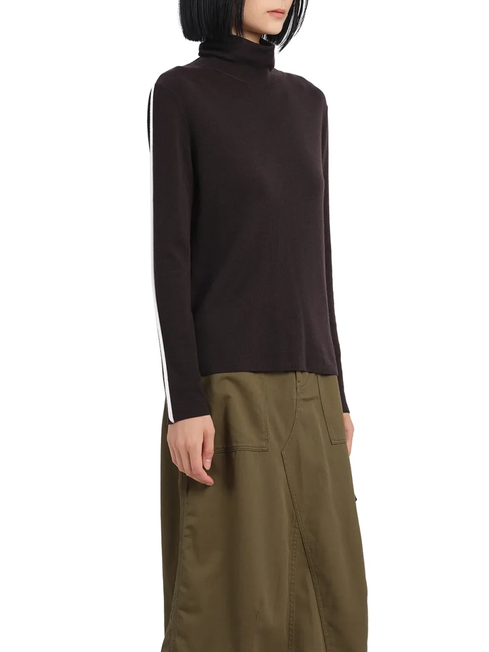 Solid Color Contrast Trim Turtle Neck