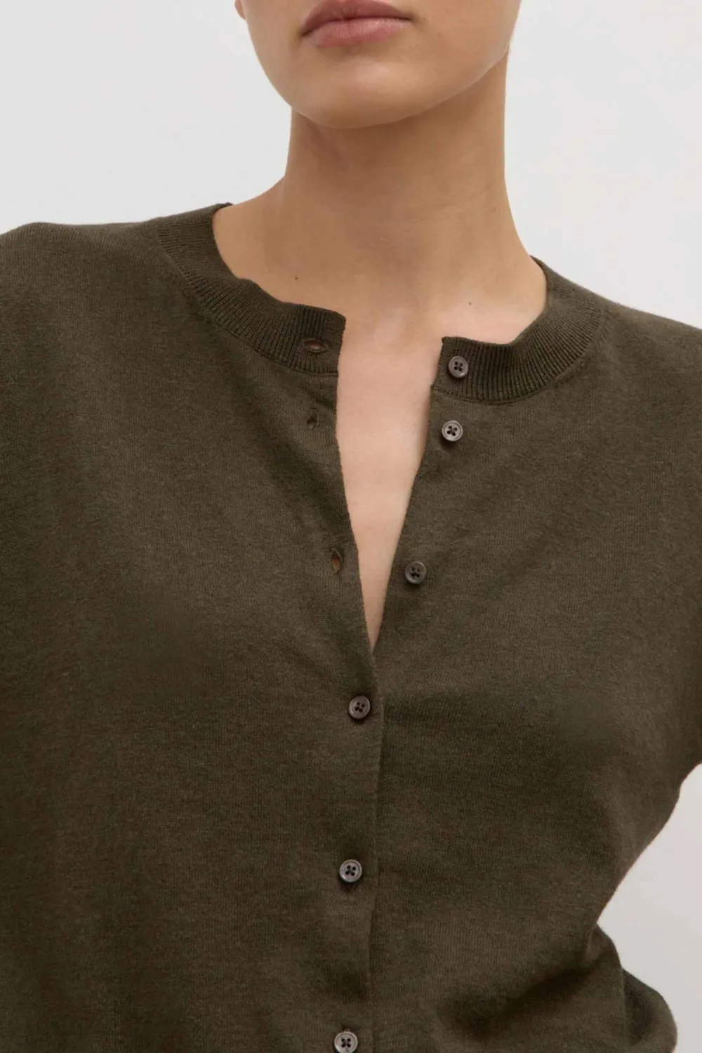 Slim Fit Long Sleeved Cashmere Sweater