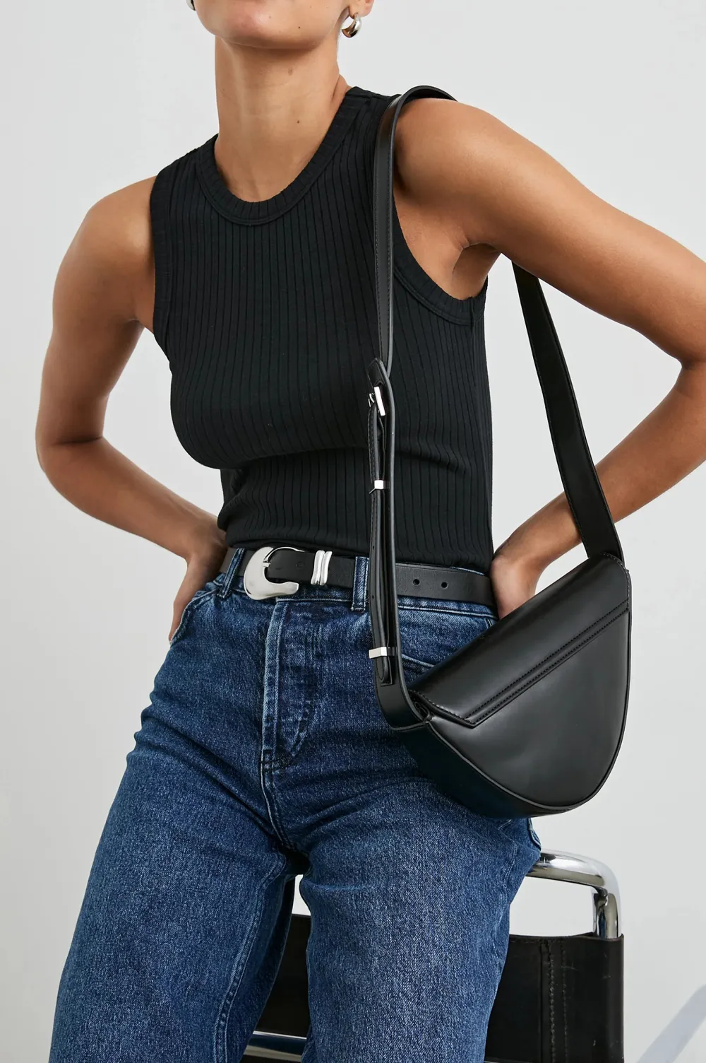 Striped Round-Neck Sleeveless Pullover