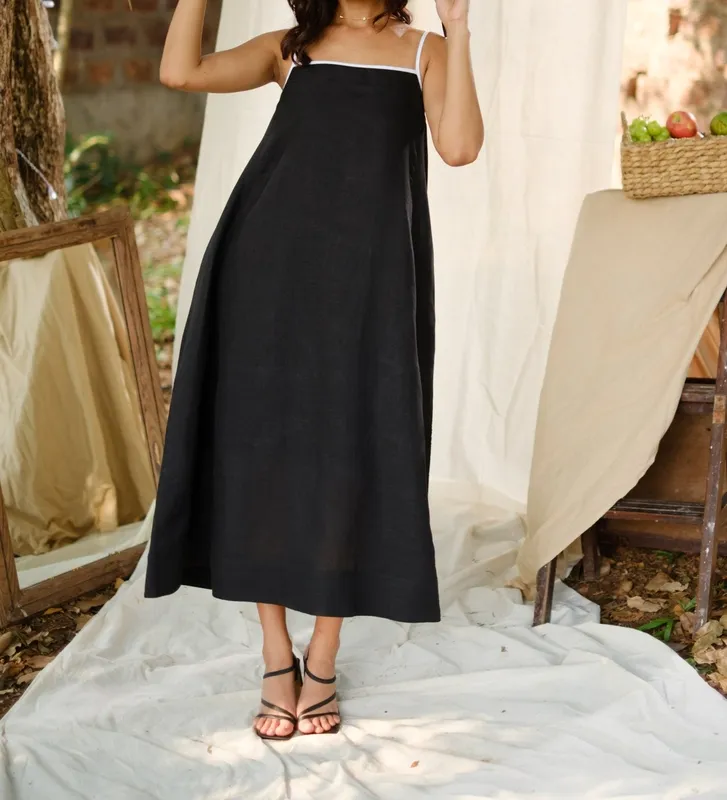 Linen Flowy Maxi Dress