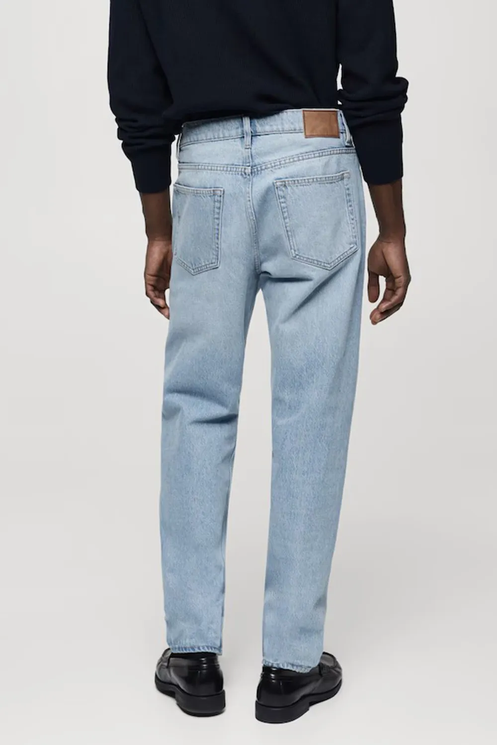 Casual Straight-Fit Jeans