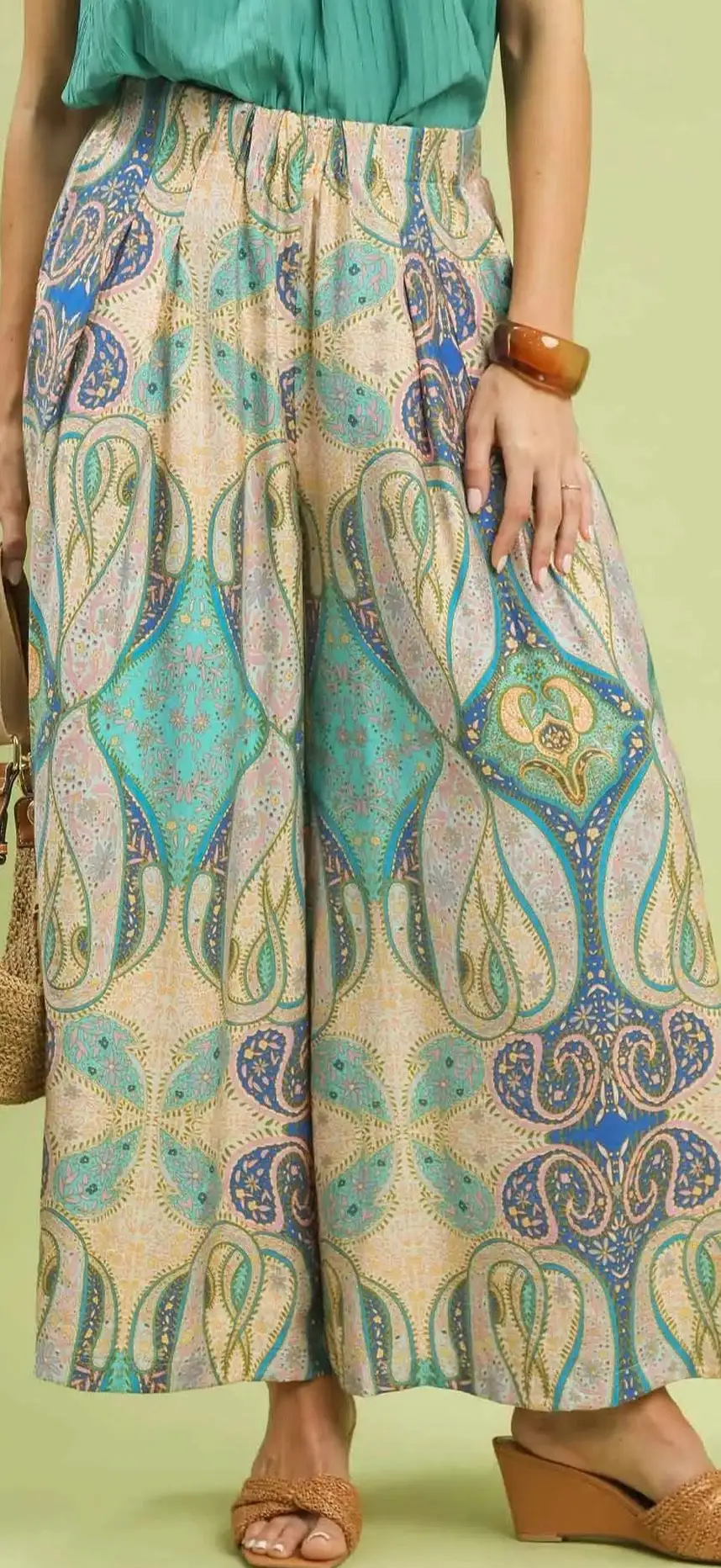 Woven Nylon Roomy Casual Skirt