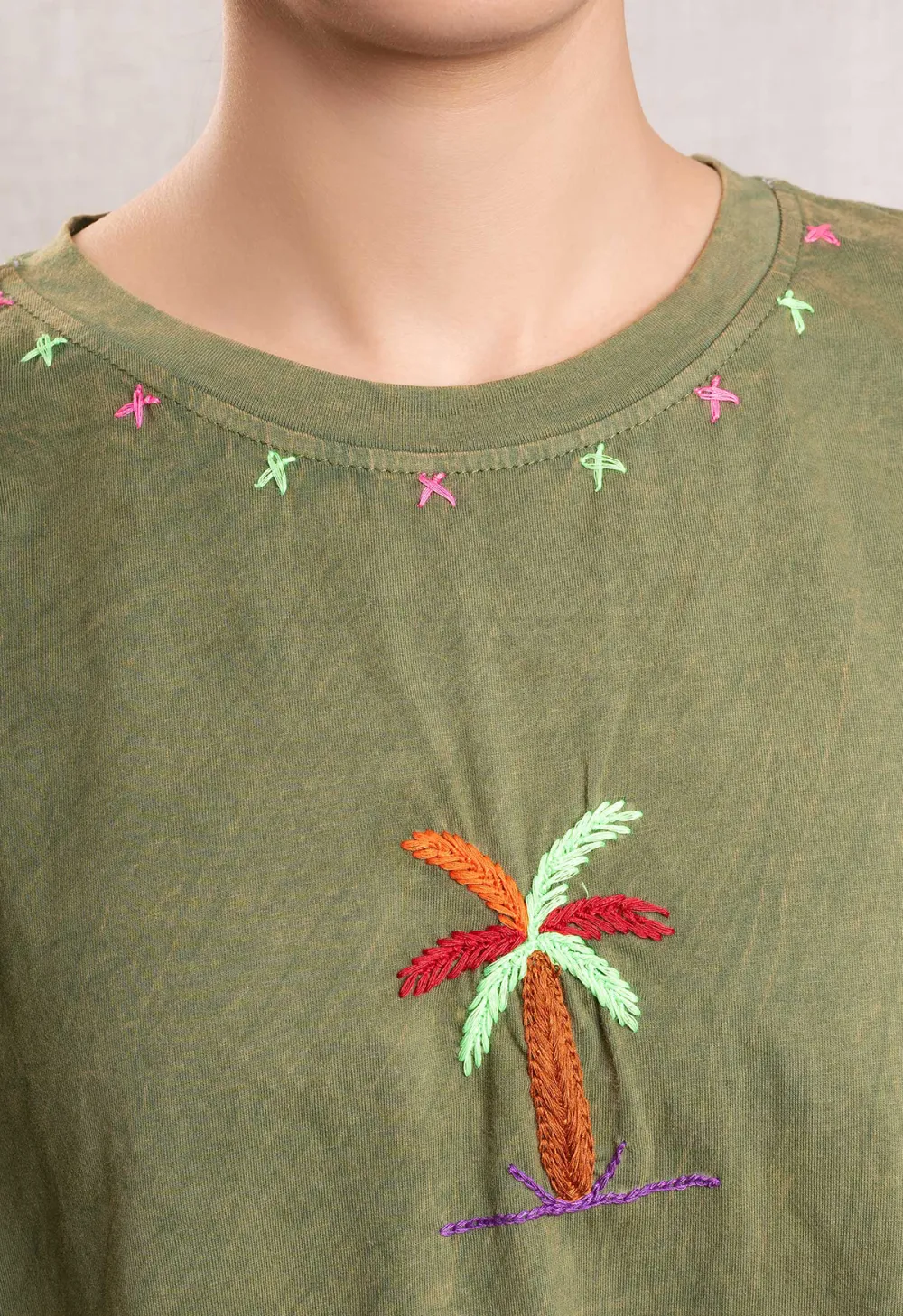 Green Crewneck Short-Sleeved T-Shirt