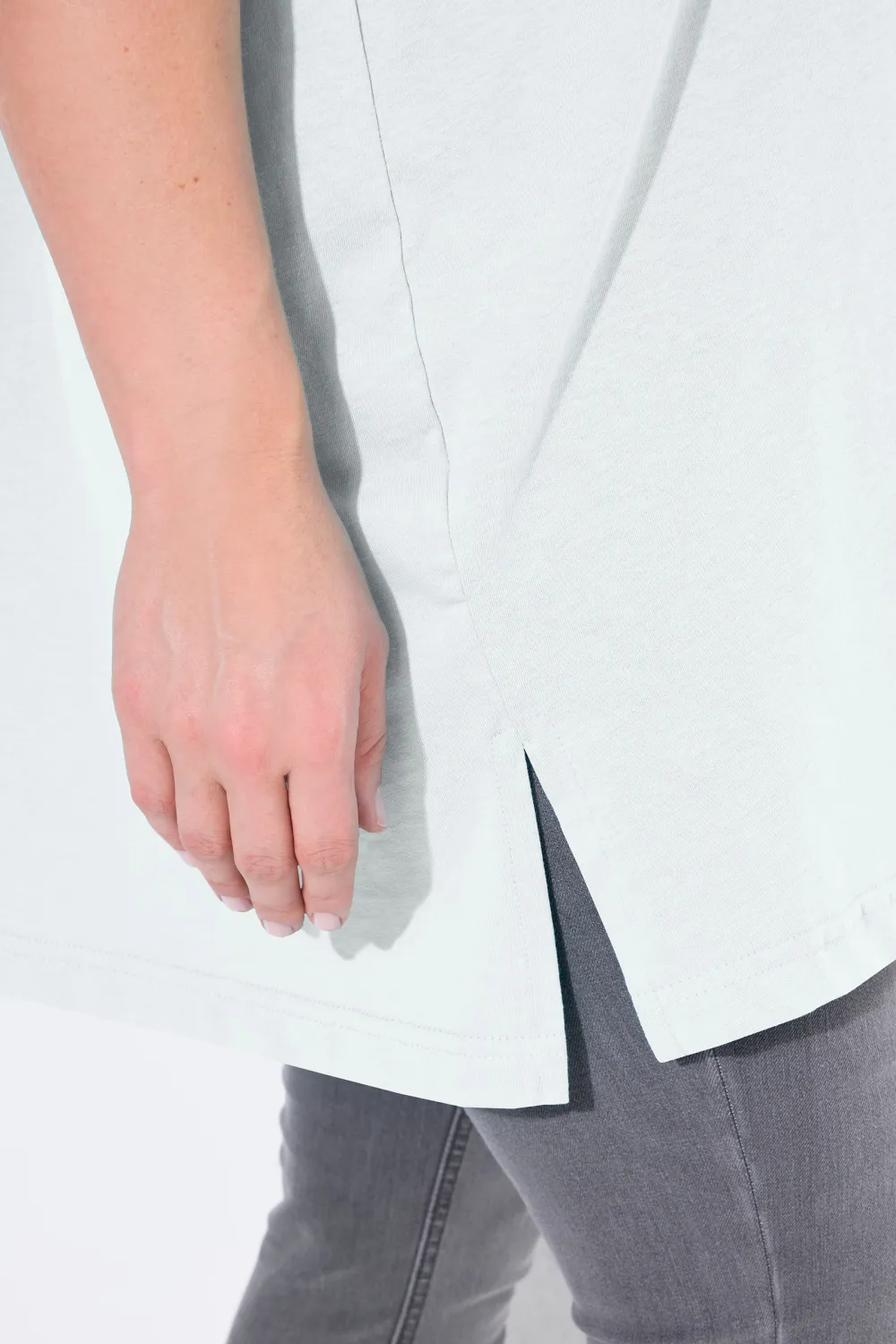 Solid Color Sleeveless T-Shirt