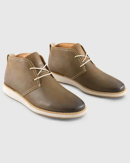 Men's Movement-friendly Loose-fit Chukka Boot