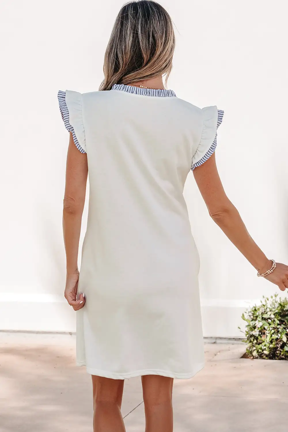 Contrasted Striped Patchwork Split Neck Ruffle Trim Sleeveless Dress