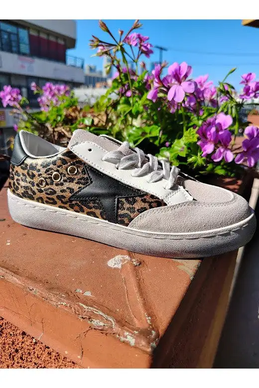 Monday Star Sneakers Shoes