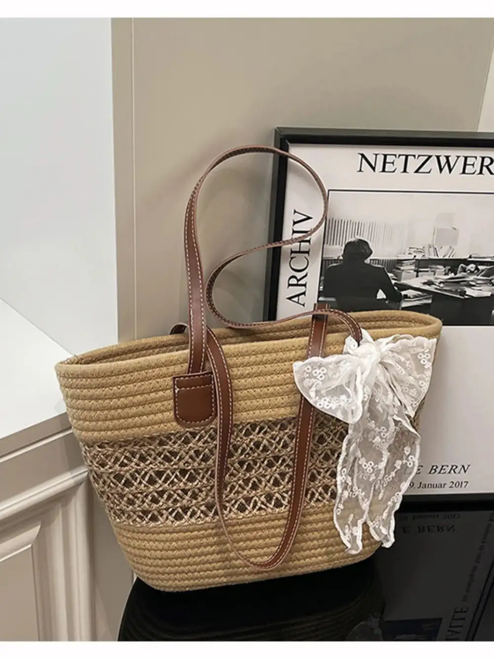 Everyday Woven Straw Shoulder Bag