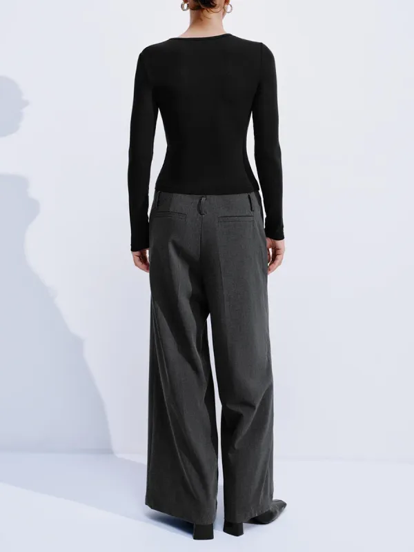 Ladies Elegant And Slimming T-Shirt With An Asymmetrical Collar