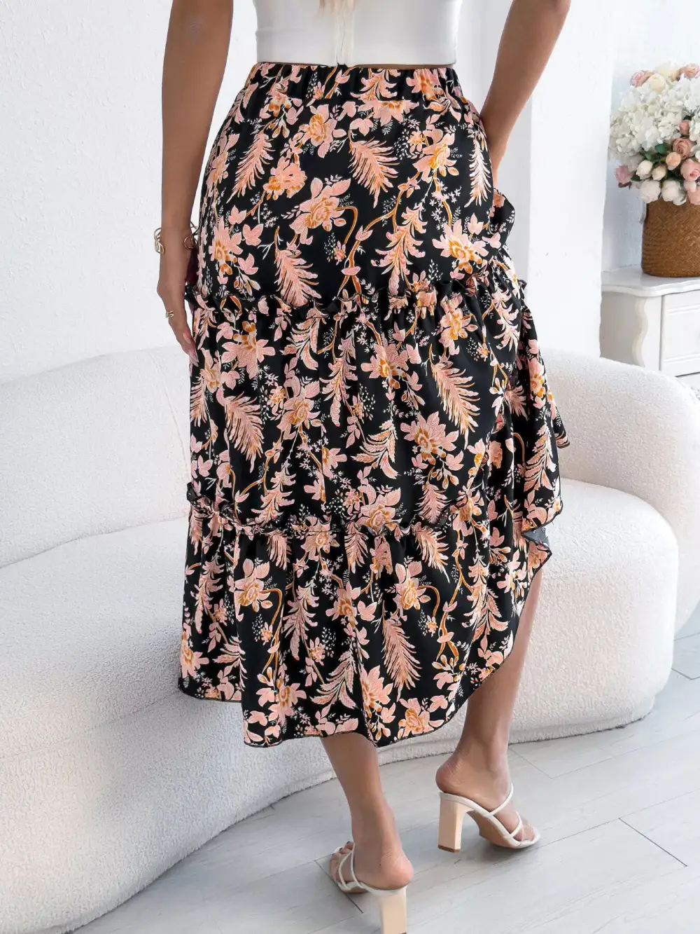 Fitted Ruffle Trim Printed Detail Skirt